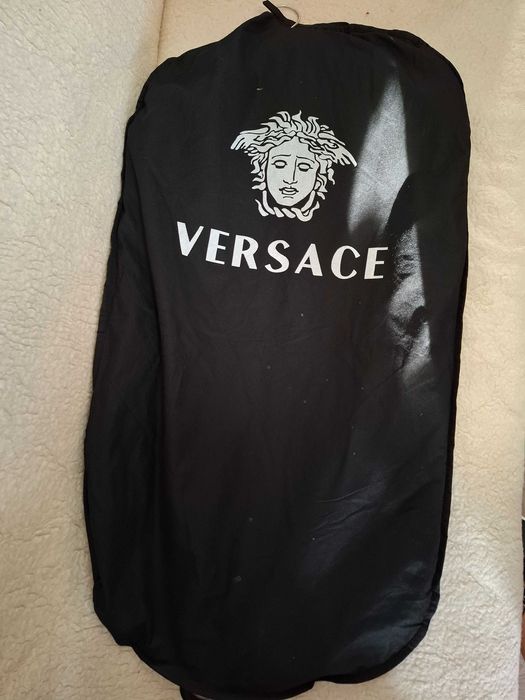 Sacouri , camasi , barbati