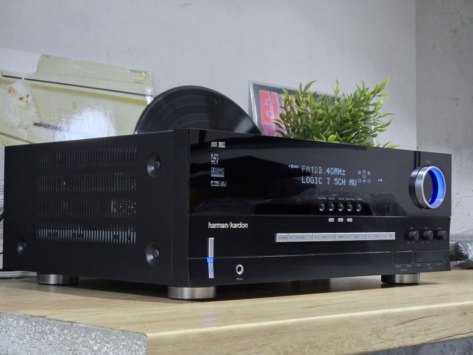 Reveiver HARMAN KARDON AVR-135 230, 6.1, multicanal ,stereo