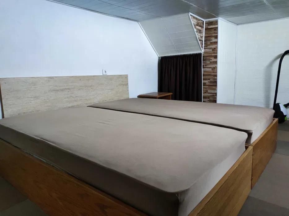 Дава се под наем Двустаен апартамент в Варна, Лятно кино Тракия - 60 кв.м за 306 € - Снимка #2