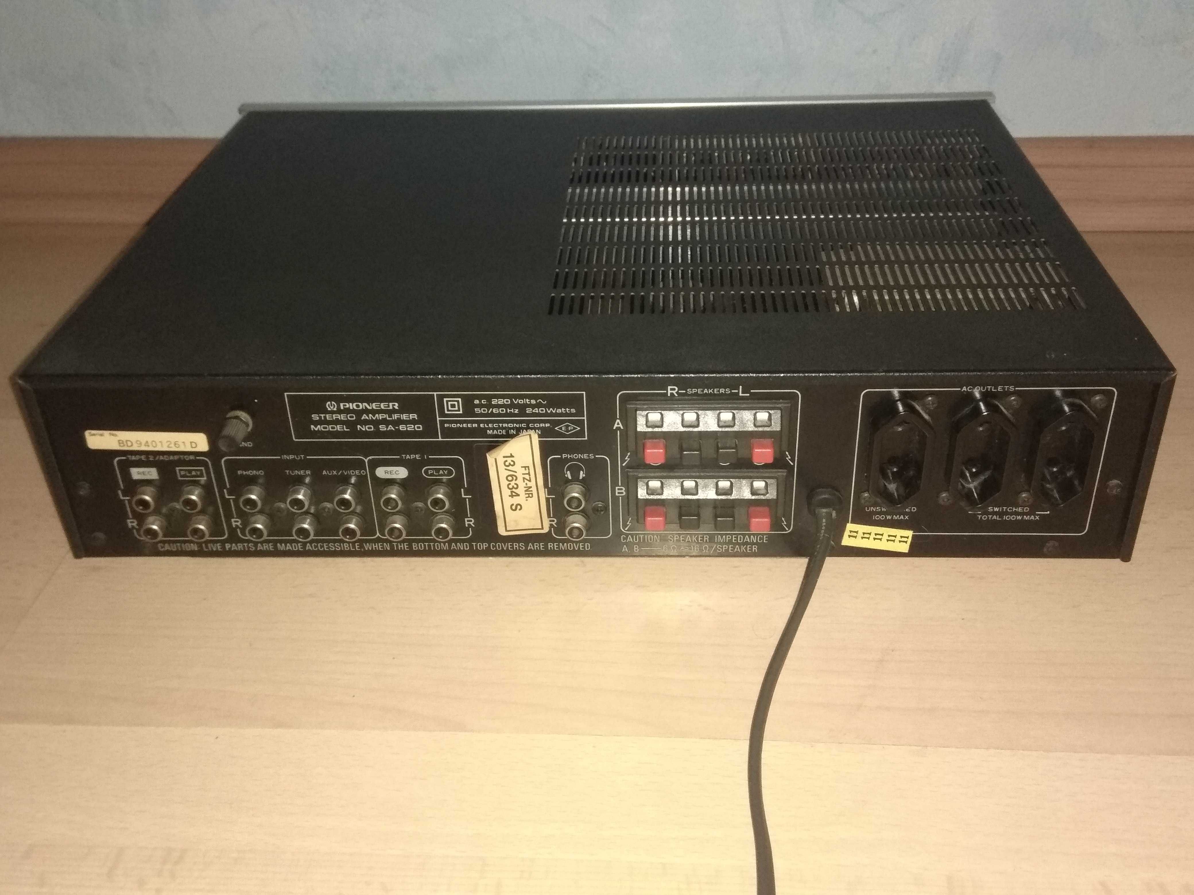 Колекционерски усилвател Pioneer SA-620