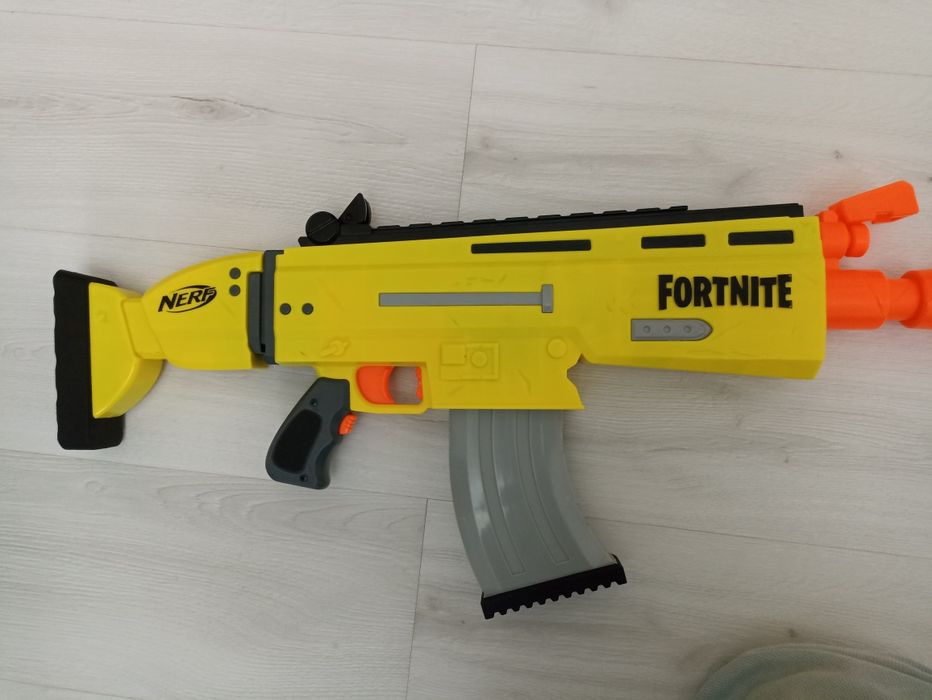 Автомат нёрф Fortnite