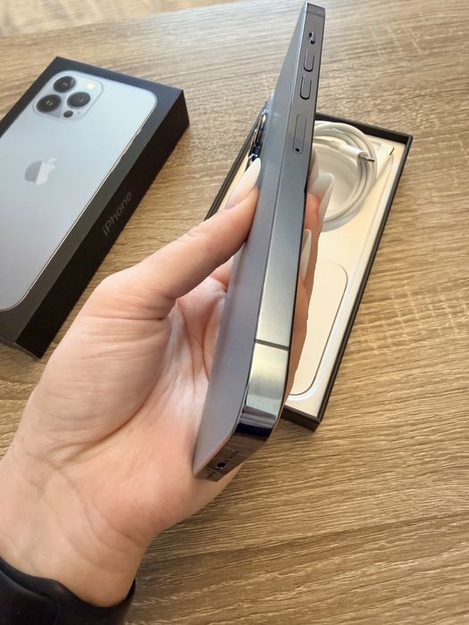 iPhone 13 Pro Max – 128 GB – Albastru – Impecabil