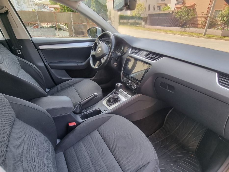 Skoda Octavia 3 2/150cp DSG 147000