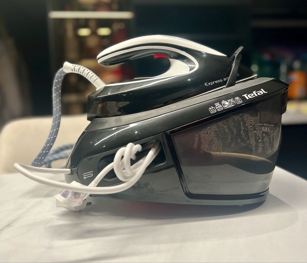 Stație de călcat Tefal