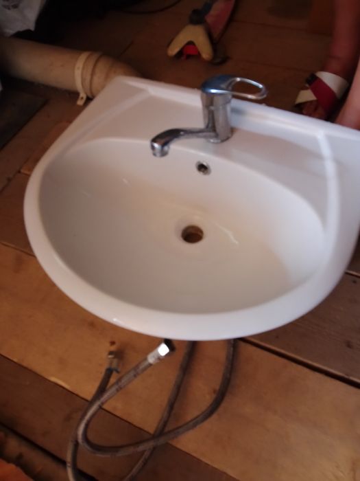 Продам раковину для ванны