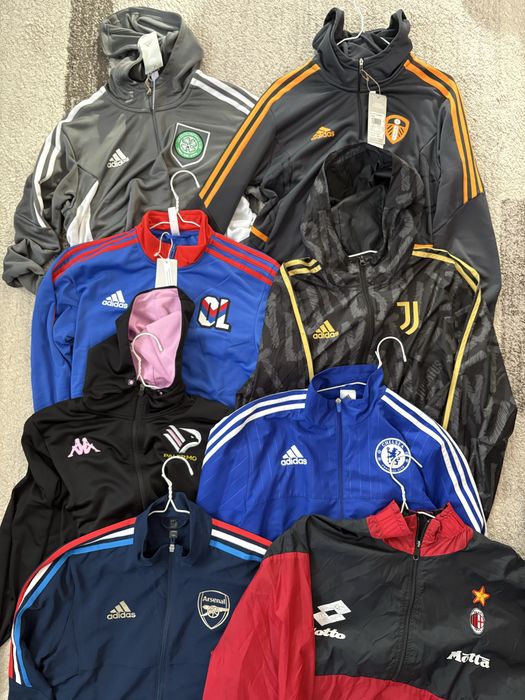 Мъжки горнища и ветровки