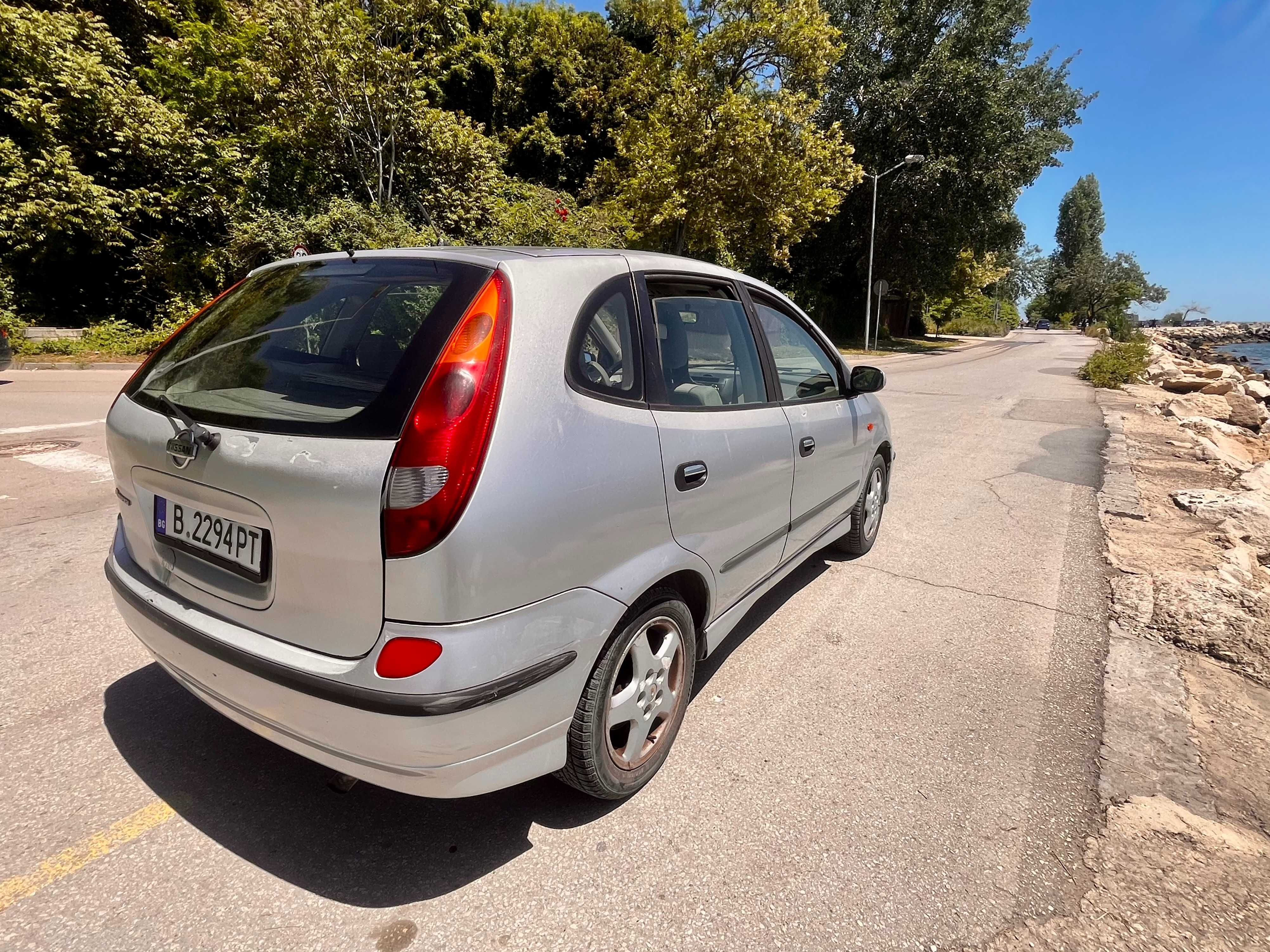Автомобил NISSAN Almera Tino
