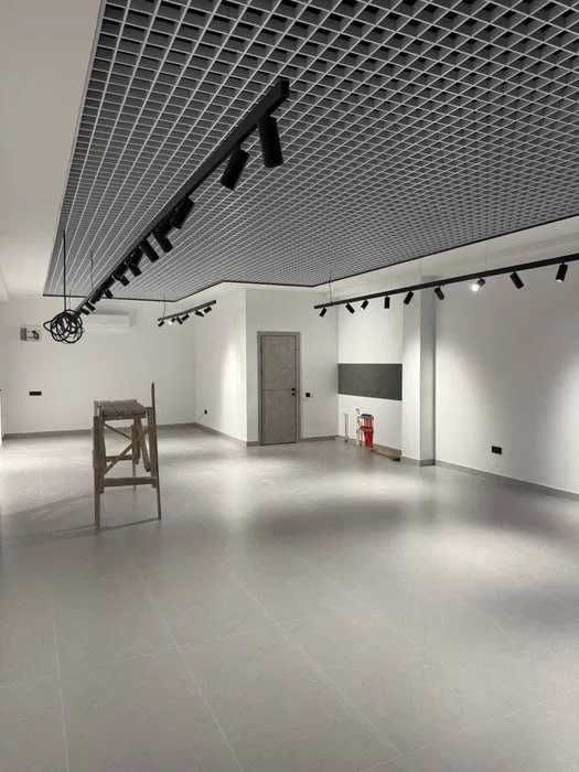 Продаётся Офис 78 м2 Яккасарай 1Линия Ор.Единое окно