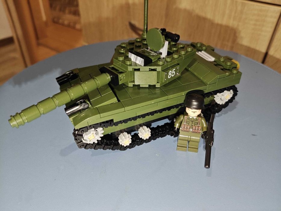 Joc tip Lego model tanc T85 cu 281 piese si 1 figurina