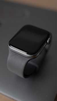 Apple Watch seria 5 44mm