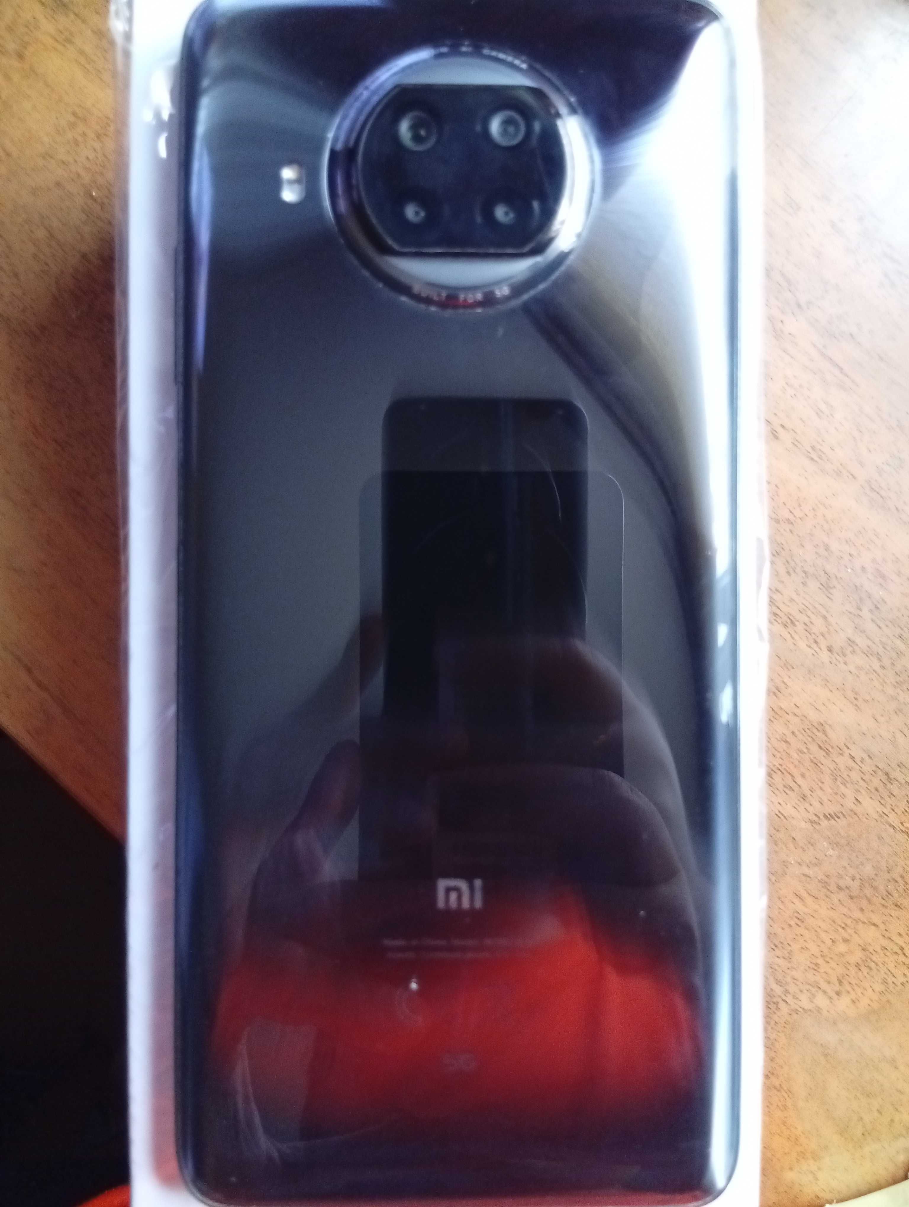 Продавам телефон Xiaomi Mi 10 T Lite
