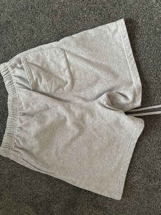 Pantaloni scurti essential