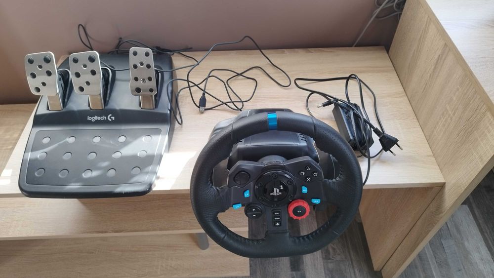 Волан с педали Logitech G29