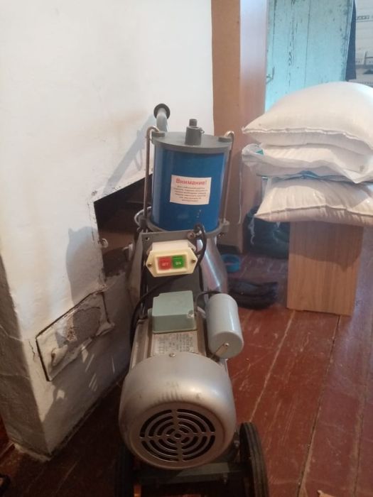 Продам доильный апарат