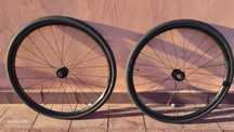 Roti gravel/ cursiera Bontrager Paradigm complete 700x32c Bontrager R1