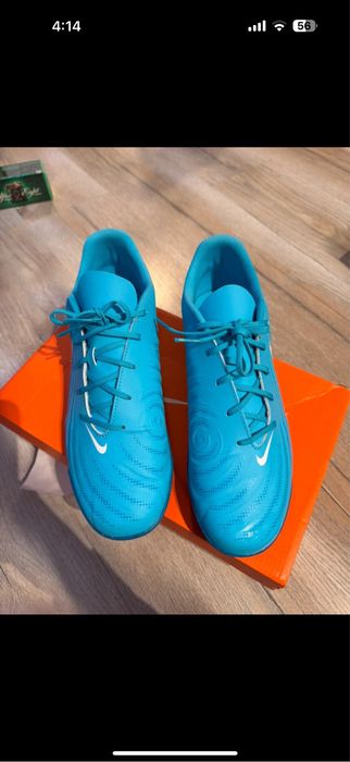 adidasi nike sintetic