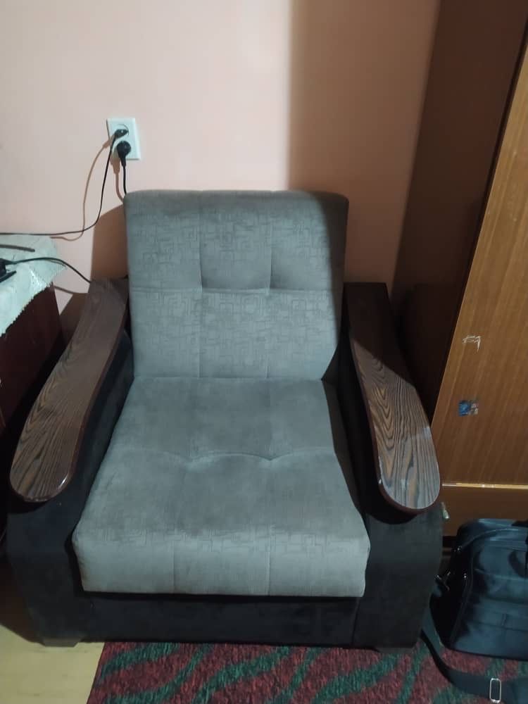 Продам 2 кресла