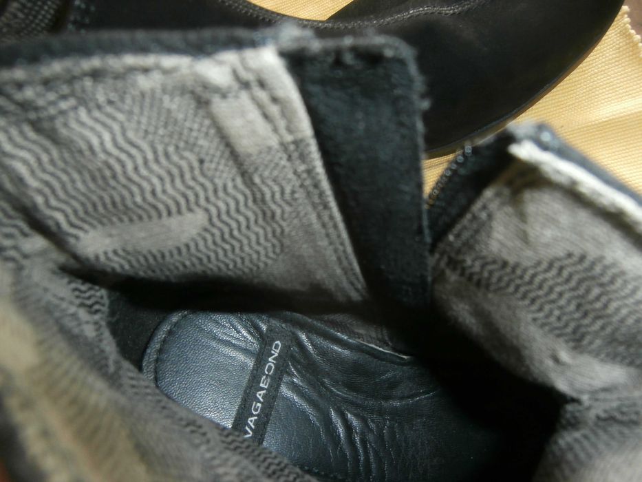 боти Vagabond 37н