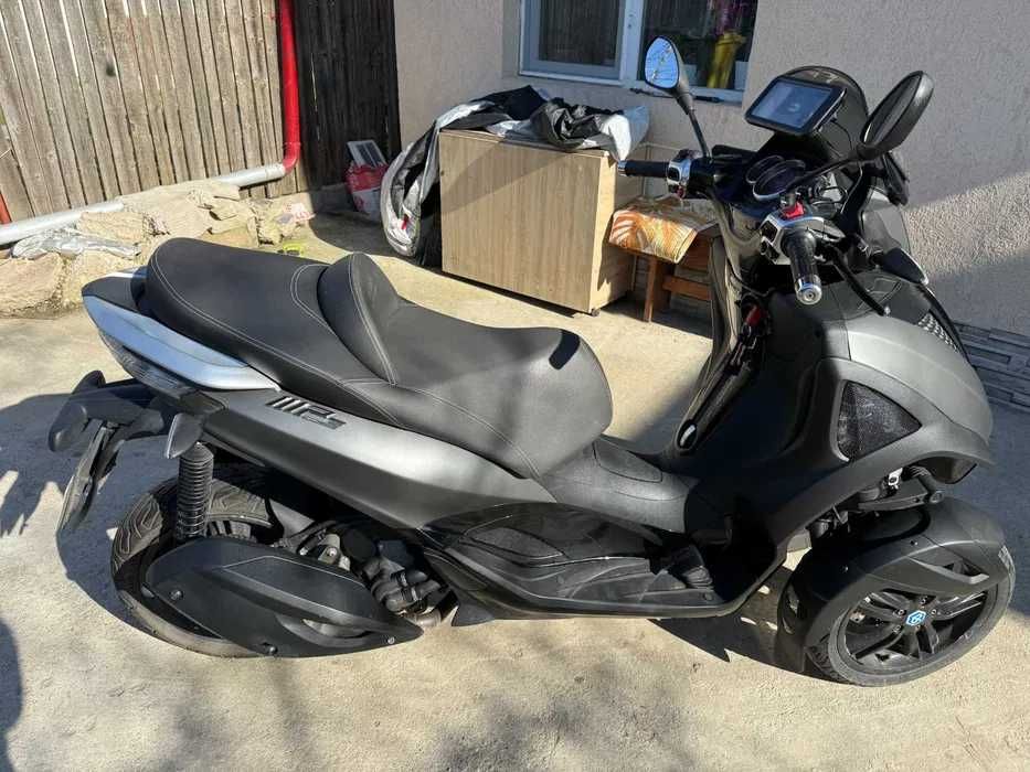 Piaggio MP3 300 LT - 2016- 16.000 km Accesorii & Piese revizie Incluse