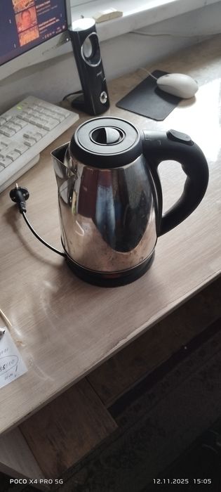Чайник обычный новый