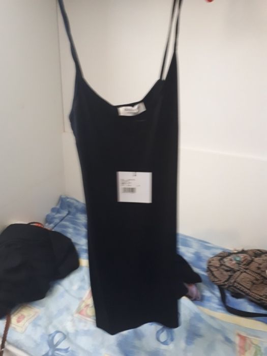 Vând rochiță nouă din magazinul BSB cu 50 lei