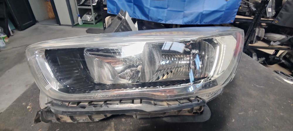 far stanga ford kuga halogen 2014