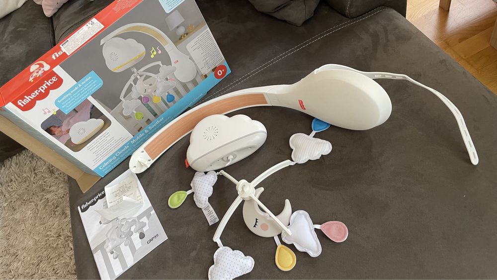 Fisher Price успокояваща преспивна музикална играчка лампа за бебе