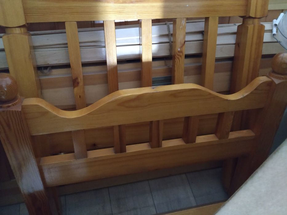 кровать деревянная,на вырост,детям или для взрослых.