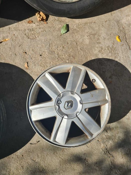 Vand- 4 jante aluminiu+ 2 cauciucuri noi de iarnă 255/55R16 Taurus.