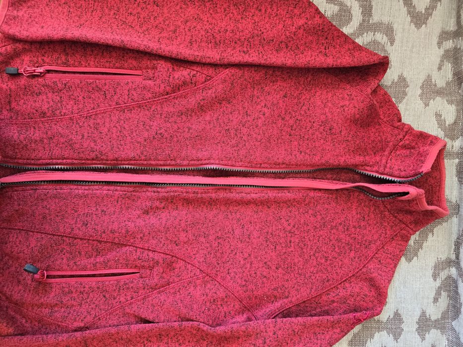 Дамски червен Суичър