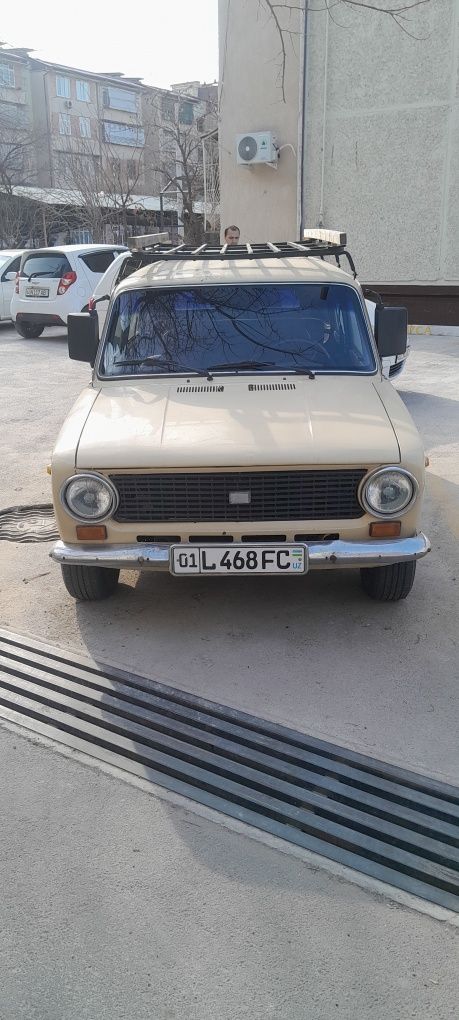 Vaz 21.  Jiguli 02. zo'r holatta