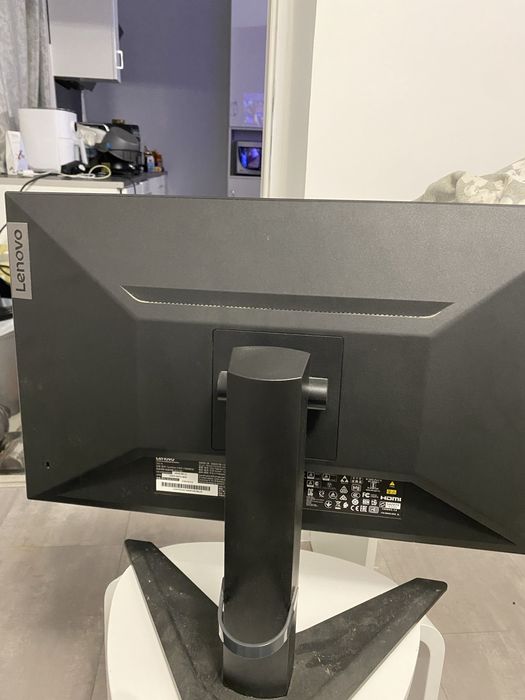 Monitor Lenovo gaming 144hz 1ms