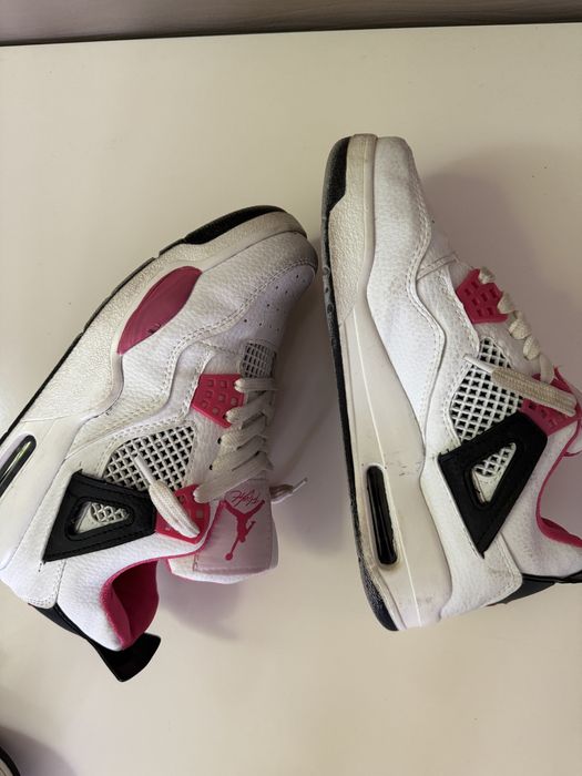 vand jordan 4 putin folositi