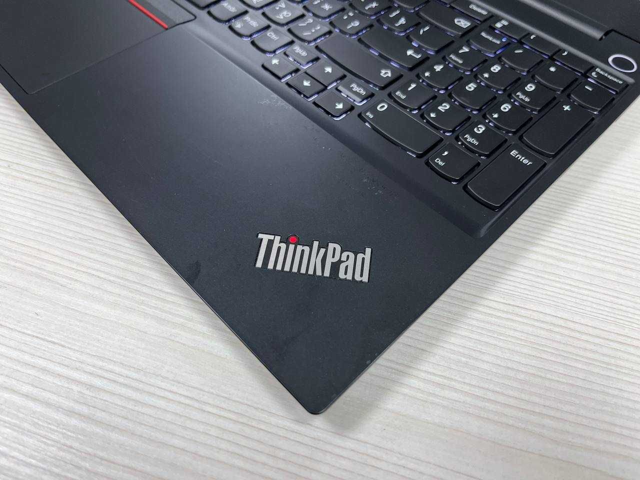 LENOVO Thinkpad Core i5/Озу 8/SSd 512+256/подсветка клава/В идеале