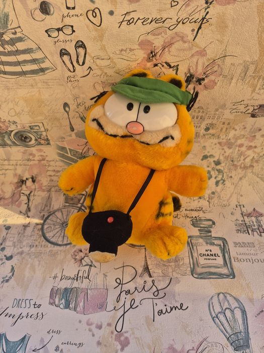 Разнообразни играчки Гарфилд