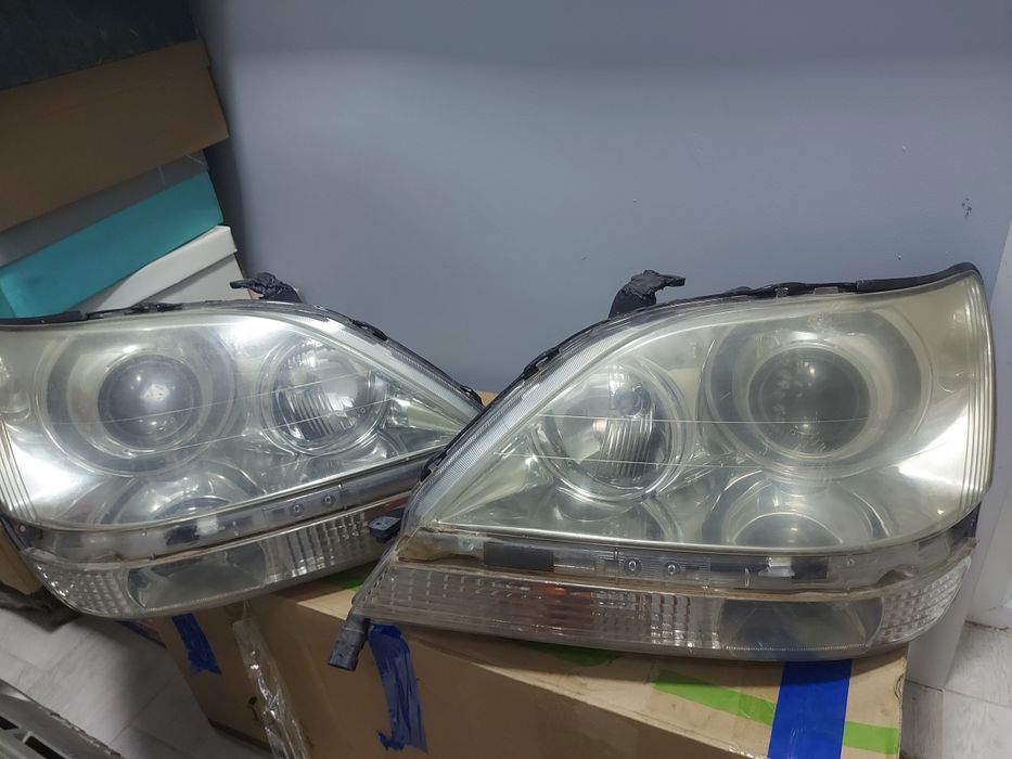 Продам на RX300 фары, зеркала, крышка двигателя и другое