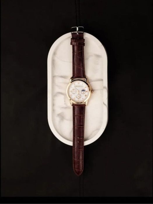 Charm tasmali Erkaklar qo'l soati