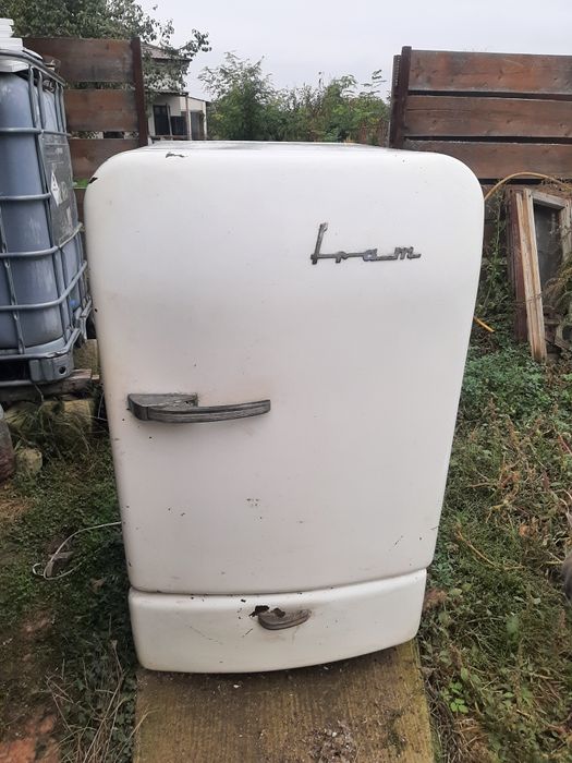 Vand Frigider Fram Vintage