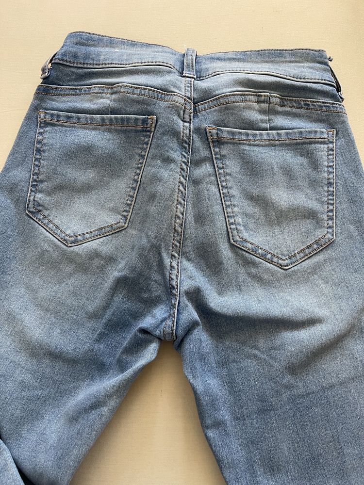 Дънки bershka 34