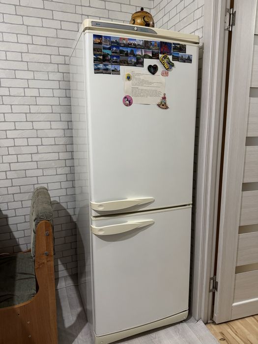 Продам холодильник б/у