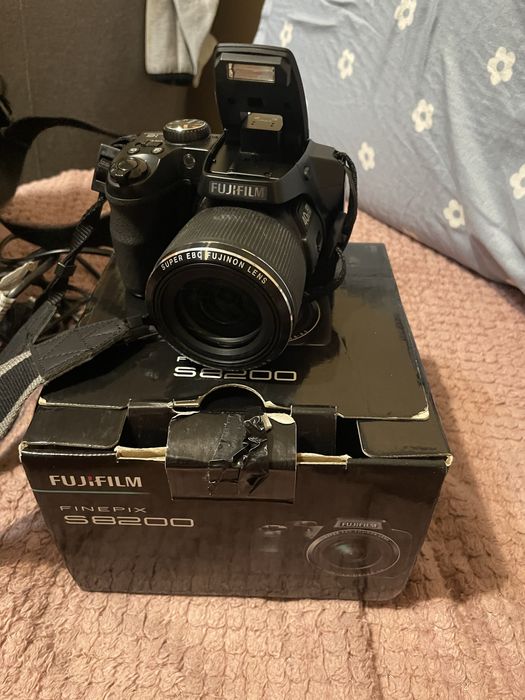 Camera fujifilm s 85200