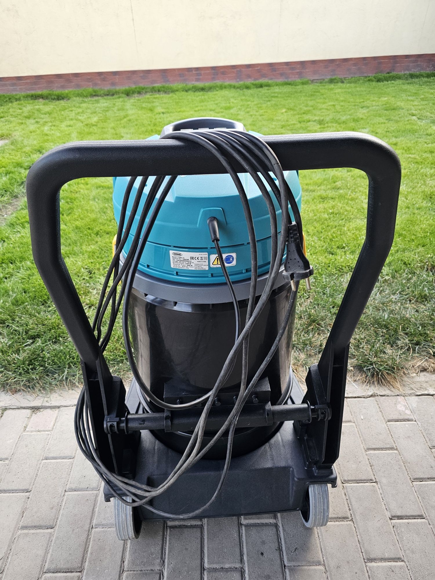 Aspirator Profesional Umed/Uscat TENNANT WD 72 3600W Impecabil