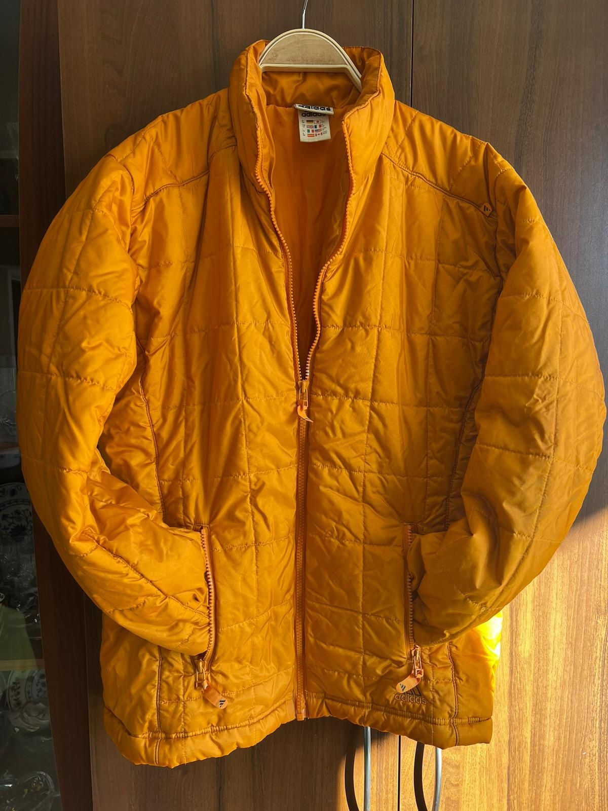 Яке Adidas размер s/m unisex