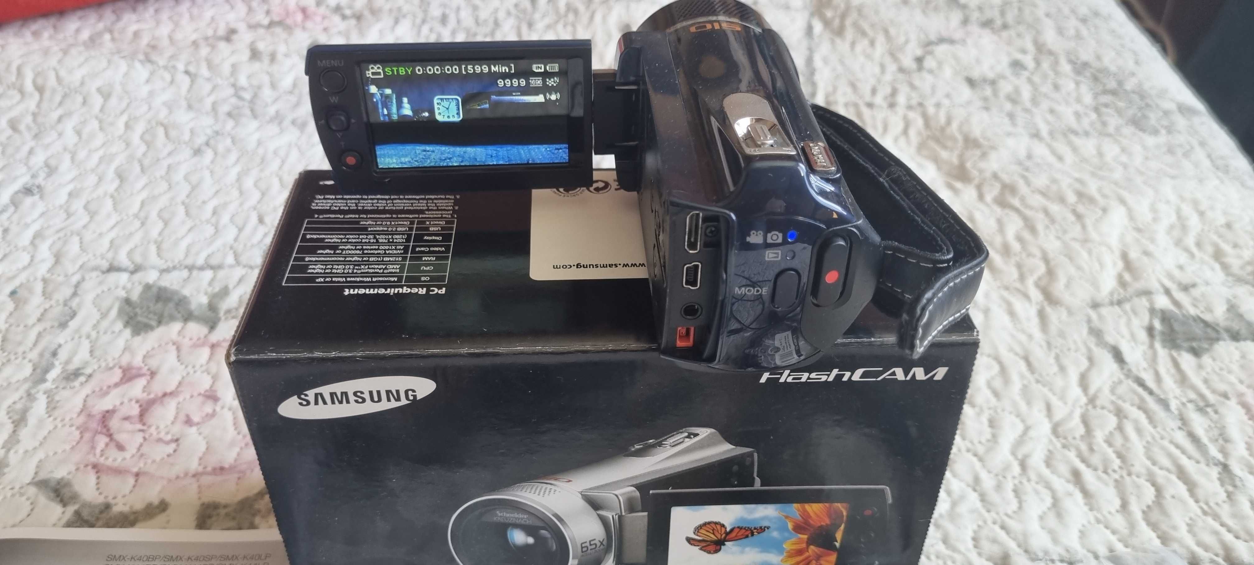 Видеокамера SAMSUNG
