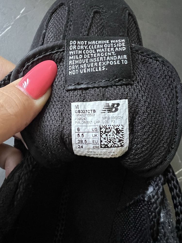 Маратонки New Balance 327 Shoes