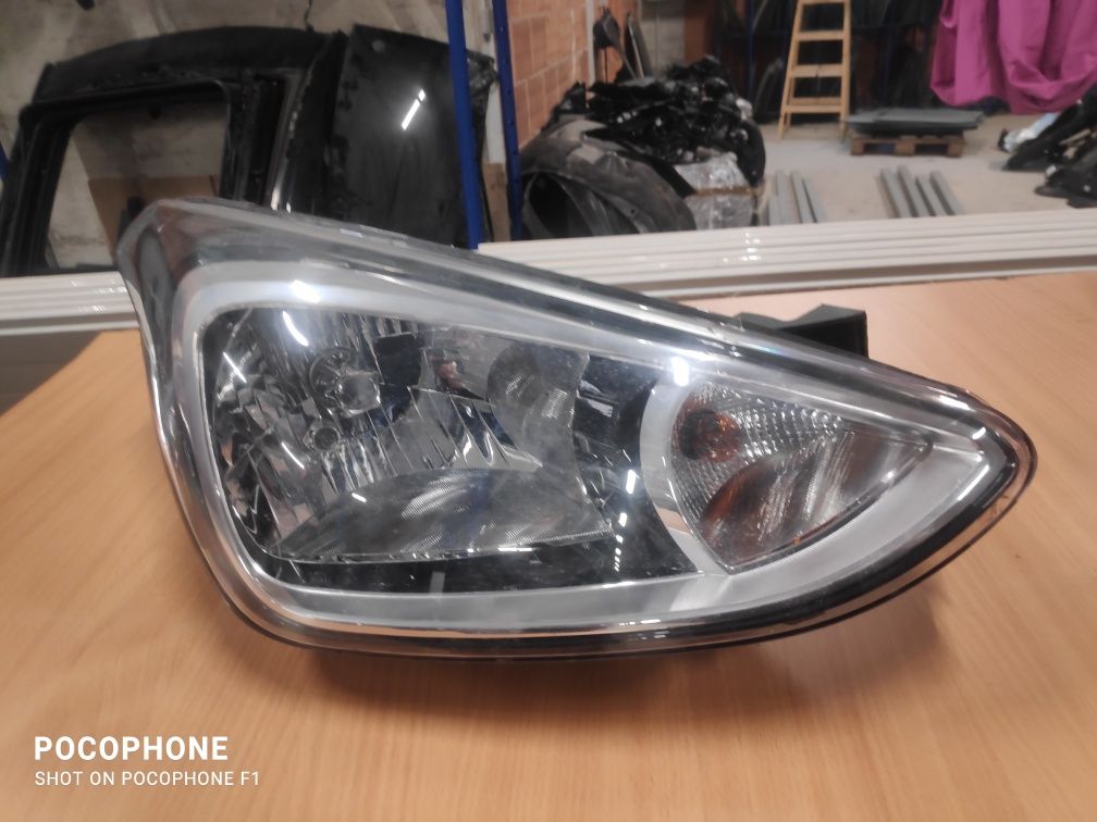 Десен фар Hyundai i10 / Хюндай И10 2016/19г. Със Забележки!!