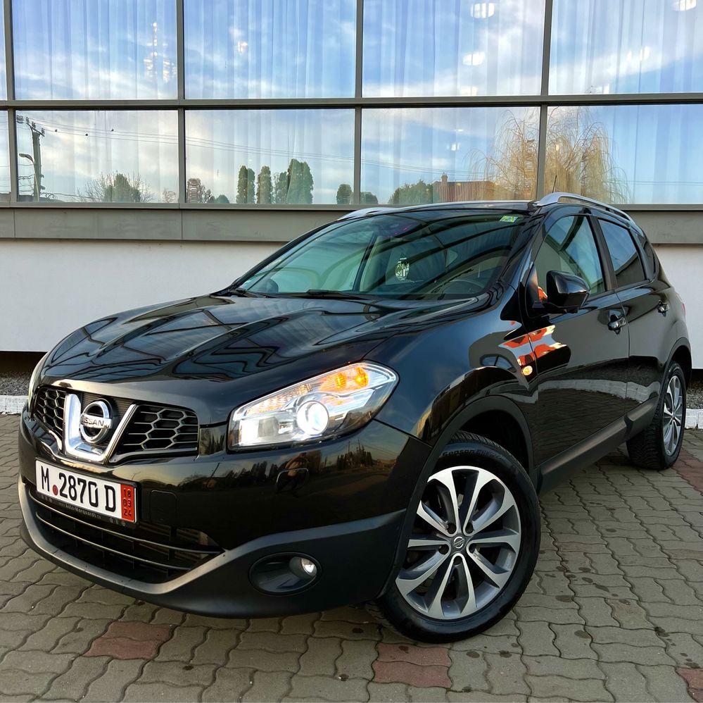 Nissan Qashqai ~ 4x4 ~ Navi ~ Xenon ~ Panoramic ~ Camere 360