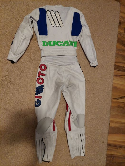 Costum moto de dama Gimoto Ducati ,culori diverse