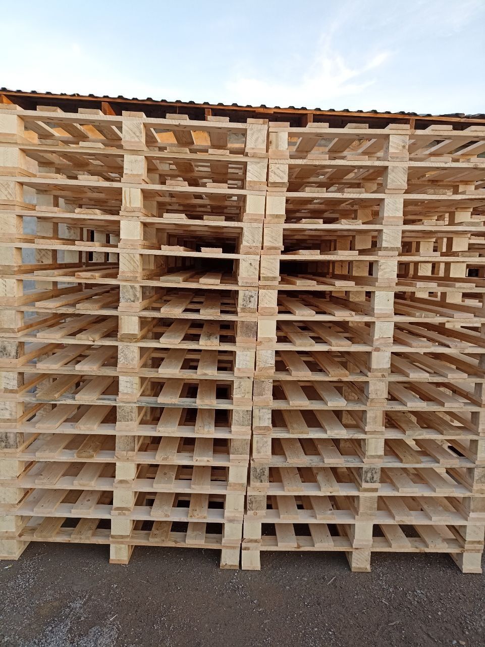 ПОДДОН ЯНГИ 120x120 сотилади!