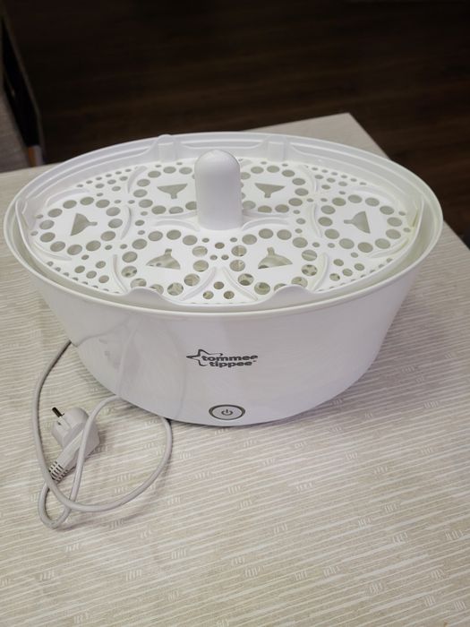 Електрически стерилизатор Tommee Tippee